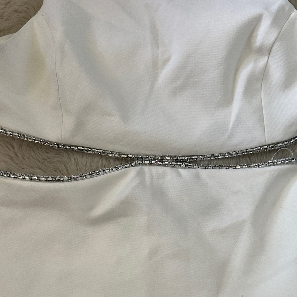 NWT  Zara White Crop Top with Silver Accents - Picture 2 of 5